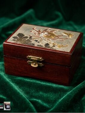 CHOKIN Jewelry Box